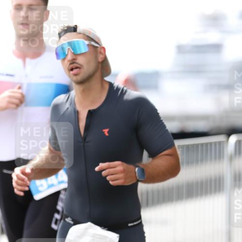 16.08.2026 - KN Förde Triathlon 2026 Antke Förster http://msf.ph/oto/10004694 16.08.2026 13:36:16 Laufen  meine-sportfotos.de