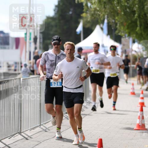 16.08.2026 - KN Förde Triathlon 2026 Antke Förster http://msf.ph/oto/10004710 16.08.2026 13:36:35 Laufen 521 meine-sportfotos.de