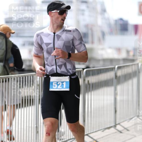 16.08.2026 - KN Förde Triathlon 2026 Antke Förster http://msf.ph/oto/10004726 16.08.2026 13:36:38 Laufen 521 meine-sportfotos.de