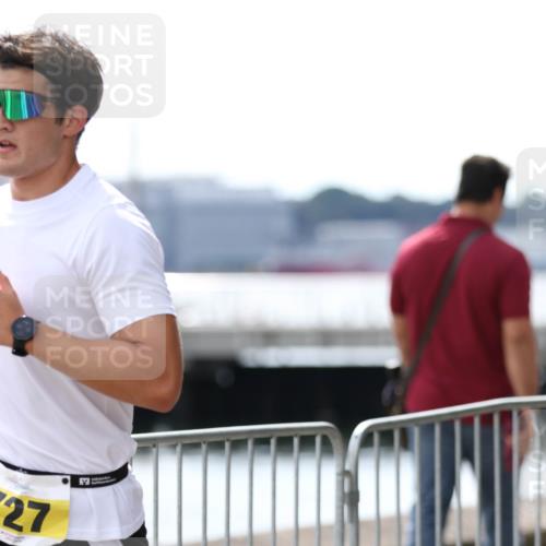 16.08.2026 - KN Förde Triathlon 2026 Antke Förster http://msf.ph/oto/10004754 16.08.2026 13:36:43 Laufen 27 meine-sportfotos.de