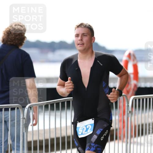 16.08.2026 - KN Förde Triathlon 2026 Antke Förster http://msf.ph/oto/10004786 16.08.2026 13:37:00 Laufen 522 meine-sportfotos.de