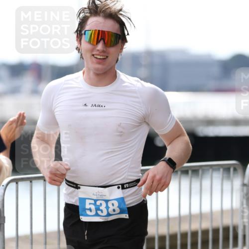 16.08.2026 - KN Förde Triathlon 2026 Antke Förster http://msf.ph/oto/10004850 16.08.2026 13:37:28 Laufen 538 meine-sportfotos.de