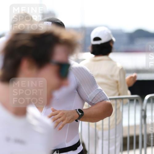 16.08.2026 - KN Förde Triathlon 2026 Antke Förster http://msf.ph/oto/10004858 16.08.2026 13:37:30 Laufen  meine-sportfotos.de