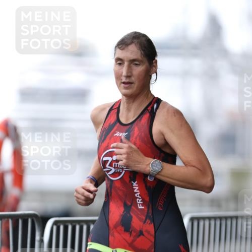 16.08.2026 - KN Förde Triathlon 2026 Antke Förster http://msf.ph/oto/10004868 16.08.2026 10:13:22 Laufen 7001, 3, 991, 00, 119 meine-sportfotos.de