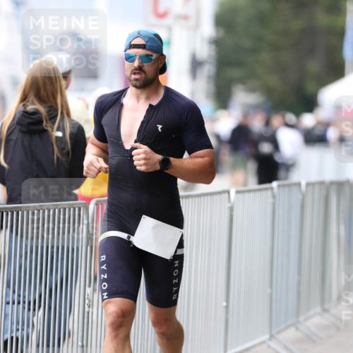 16.08.2026 - KN Förde Triathlon 2026 Antke Förster http://msf.ph/oto/10004869 16.08.2026 11:52:36 Laufen  meine-sportfotos.de