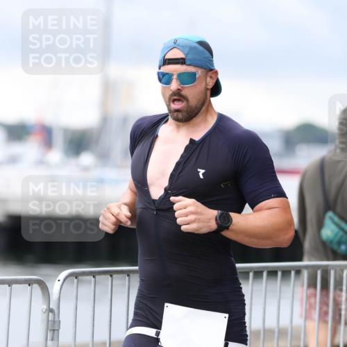 16.08.2026 - KN Förde Triathlon 2026 Antke Förster http://msf.ph/oto/10004881 16.08.2026 11:52:39 Laufen  meine-sportfotos.de