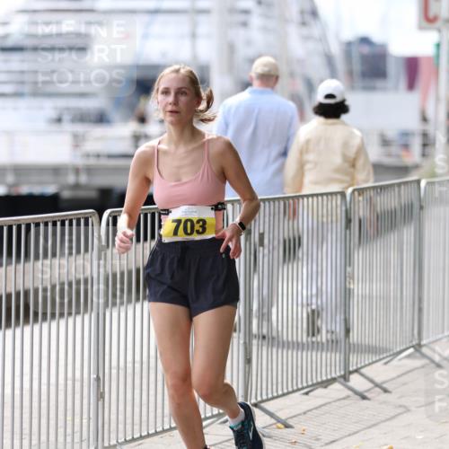 16.08.2026 - KN Förde Triathlon 2026 Antke Förster http://msf.ph/oto/10004890 16.08.2026 13:37:41 Laufen 703 meine-sportfotos.de