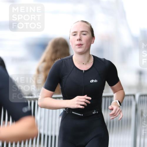 16.08.2026 - KN Förde Triathlon 2026 Antke Förster http://msf.ph/oto/10004896 16.08.2026 10:13:29 Laufen  meine-sportfotos.de