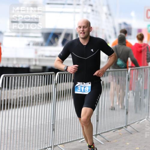 16.08.2026 - KN Förde Triathlon 2026 Antke Förster http://msf.ph/oto/10004917 16.08.2026 11:52:50 Laufen 319 meine-sportfotos.de