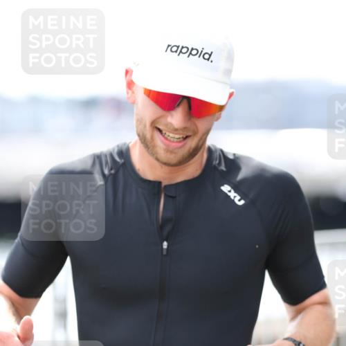 16.08.2026 - KN Förde Triathlon 2026 Antke Förster http://msf.ph/oto/10004930 16.08.2026 13:38:02 Laufen 2, 573 meine-sportfotos.de