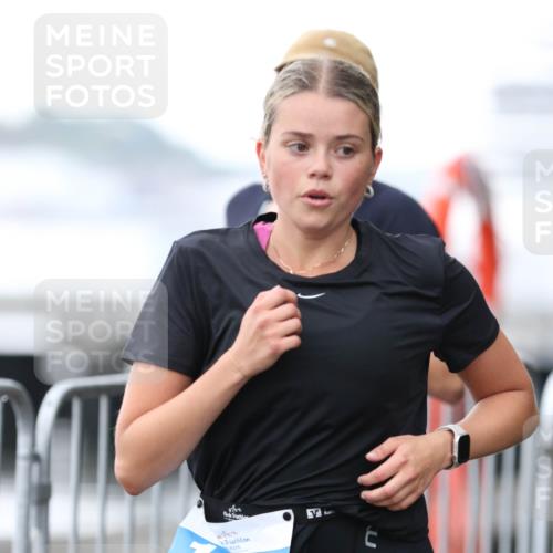 16.08.2026 - KN Förde Triathlon 2026 Antke Förster http://msf.ph/oto/10004956 16.08.2026 10:13:51 Laufen 2026, 125, 2 meine-sportfotos.de