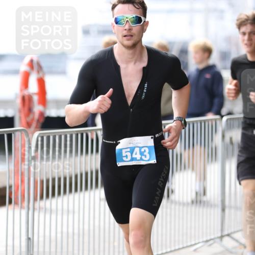 16.08.2026 - KN Förde Triathlon 2026 Antke Förster http://msf.ph/oto/10004966 16.08.2026 13:38:15 Laufen 543 meine-sportfotos.de