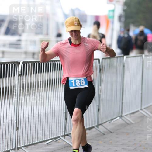 16.08.2026 - KN Förde Triathlon 2026 Antke Förster http://msf.ph/oto/10004980 16.08.2026 10:14:11 Laufen 186 meine-sportfotos.de