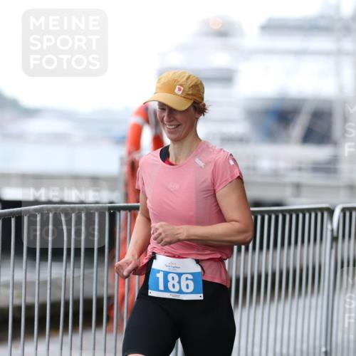 16.08.2026 - KN Förde Triathlon 2026 Antke Förster http://msf.ph/oto/10004984 16.08.2026 10:14:12 Laufen 186 meine-sportfotos.de