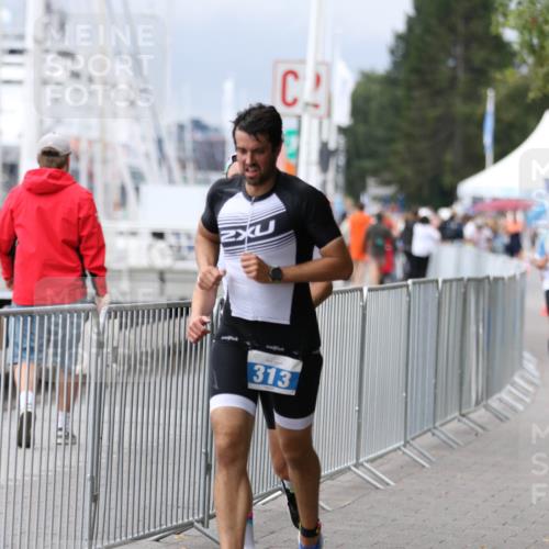 16.08.2026 - KN Förde Triathlon 2026 Antke Förster http://msf.ph/oto/10004993 16.08.2026 11:53:50 Laufen 313 meine-sportfotos.de