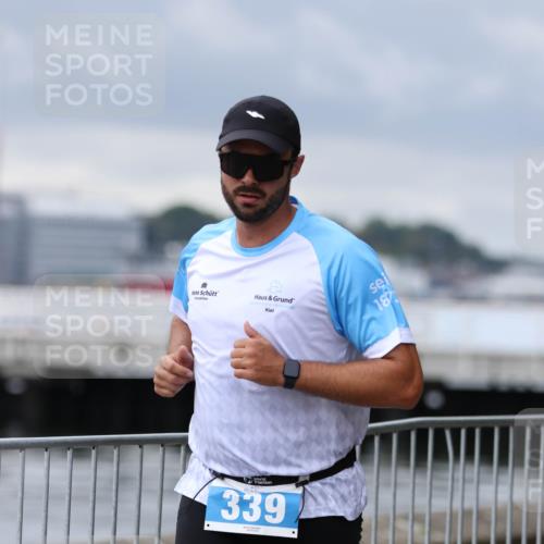 16.08.2026 - KN Förde Triathlon 2026 Antke Förster http://msf.ph/oto/10005033 16.08.2026 11:54:01 Laufen 339, 18 meine-sportfotos.de
