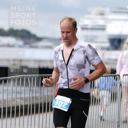 16.08.2026 - KN Förde Triathlon 2026 Antke Förster http://msf.ph/oto/10005041 16.08.2026 11:54:03 Laufen 302 meine-sportfotos.de