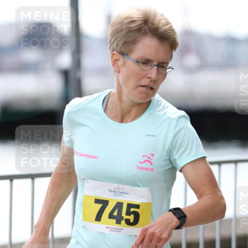 16.08.2026 - KN Förde Triathlon 2026 Antke Förster http://msf.ph/oto/10005078 16.08.2026 13:38:43 Laufen 32, 2026, 745 meine-sportfotos.de