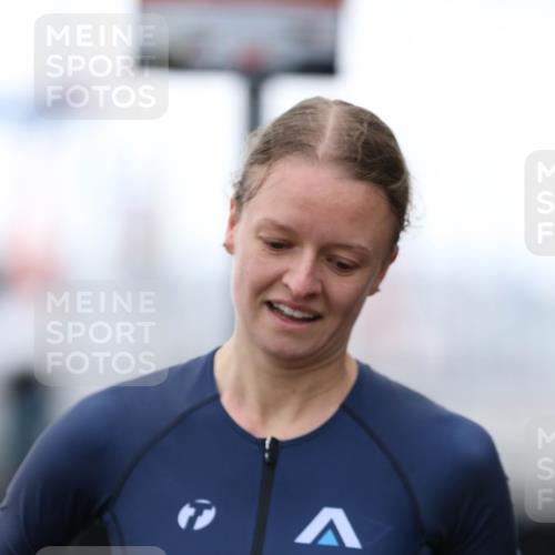 16.08.2026 - KN Förde Triathlon 2026 Antke Förster http://msf.ph/oto/10005092 16.08.2026 10:14:49 Laufen  meine-sportfotos.de