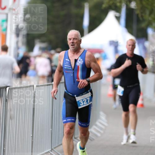 16.08.2026 - KN Förde Triathlon 2026 Antke Förster http://msf.ph/oto/10005129 16.08.2026 11:55:06 Laufen 327 meine-sportfotos.de