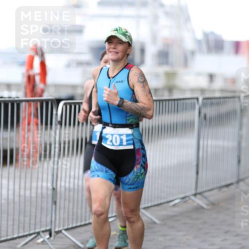 16.08.2026 - KN Förde Triathlon 2026 Antke Förster http://msf.ph/oto/10005132 16.08.2026 10:14:59 Laufen 201 meine-sportfotos.de