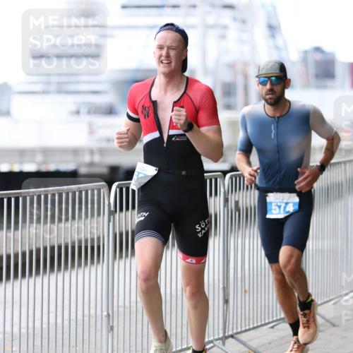 16.08.2026 - KN Förde Triathlon 2026 Antke Förster http://msf.ph/oto/10005146 16.08.2026 13:39:07 Laufen 574 meine-sportfotos.de