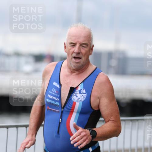 16.08.2026 - KN Förde Triathlon 2026 Antke Förster http://msf.ph/oto/10005153 16.08.2026 11:55:12 Laufen 327 meine-sportfotos.de