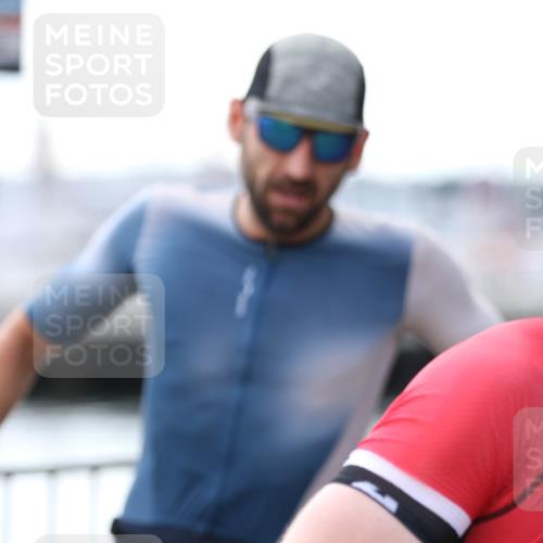 16.08.2026 - KN Förde Triathlon 2026 Antke Förster http://msf.ph/oto/10005162 16.08.2026 13:39:10 Laufen 574, 2006 meine-sportfotos.de