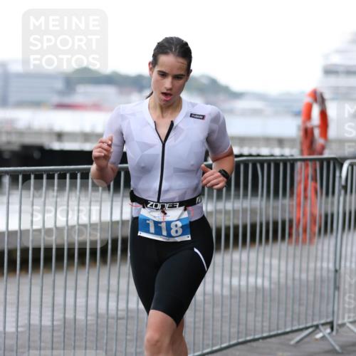 16.08.2026 - KN Förde Triathlon 2026 Antke Förster http://msf.ph/oto/10005176 16.08.2026 10:15:09 Laufen 118 meine-sportfotos.de