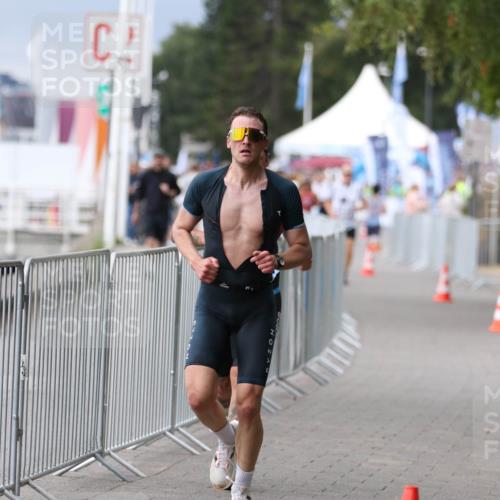 16.08.2026 - KN Förde Triathlon 2026 Antke Förster http://msf.ph/oto/10005197 16.08.2026 11:55:31 Laufen  meine-sportfotos.de
