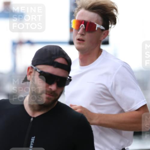 16.08.2026 - KN Förde Triathlon 2026 Antke Förster http://msf.ph/oto/10005198 16.08.2026 13:39:20 Laufen 675, 3 meine-sportfotos.de