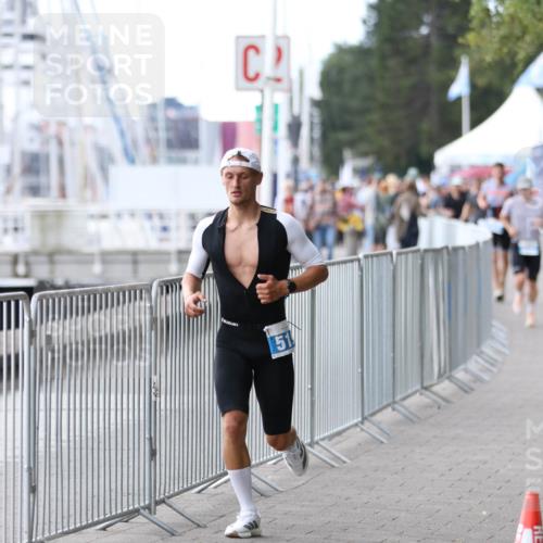 16.08.2026 - KN Förde Triathlon 2026 Antke Förster http://msf.ph/oto/10005202 16.08.2026 13:39:34 Laufen  meine-sportfotos.de