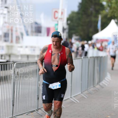 16.08.2026 - KN Förde Triathlon 2026 Antke Förster http://msf.ph/oto/10005213 16.08.2026 11:55:33 Laufen 46 meine-sportfotos.de