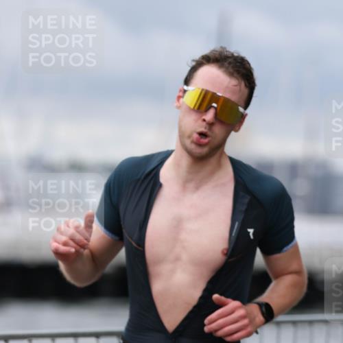 16.08.2026 - KN Förde Triathlon 2026 Antke Förster http://msf.ph/oto/10005221 16.08.2026 11:55:34 Laufen  meine-sportfotos.de