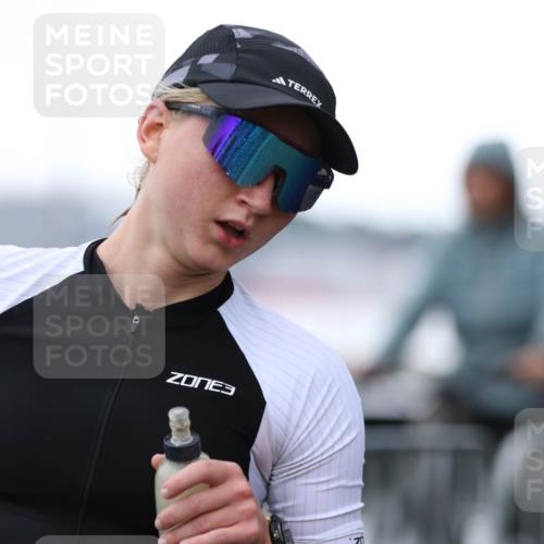 16.08.2026 - KN Förde Triathlon 2026 Antke Förster http://msf.ph/oto/10005240 16.08.2026 10:15:50 Laufen  meine-sportfotos.de