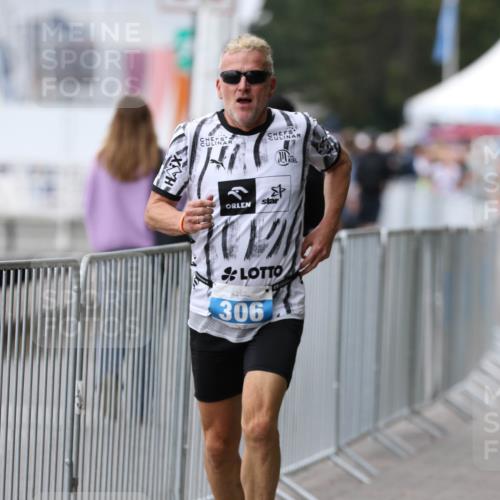 16.08.2026 - KN Förde Triathlon 2026 Antke Förster http://msf.ph/oto/10005245 16.08.2026 11:55:45 Laufen 17, 306 meine-sportfotos.de
