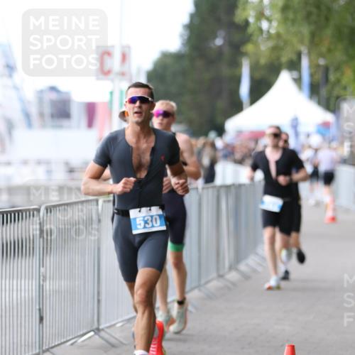 16.08.2026 - KN Förde Triathlon 2026 Antke Förster http://msf.ph/oto/10005302 16.08.2026 13:40:05 Laufen 530 meine-sportfotos.de