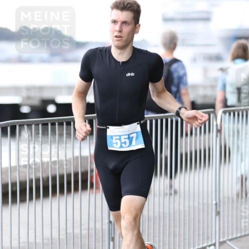 16.08.2026 - KN Förde Triathlon 2026 Antke Förster http://msf.ph/oto/10005342 16.08.2026 13:40:18 Laufen 557 meine-sportfotos.de
