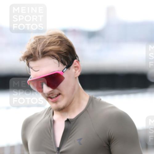 16.08.2026 - KN Förde Triathlon 2026 Antke Förster http://msf.ph/oto/10005378 16.08.2026 13:40:29 Laufen  meine-sportfotos.de