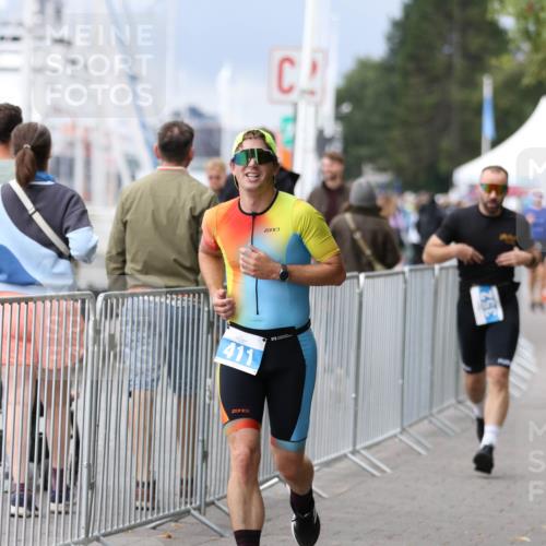 16.08.2026 - KN Förde Triathlon 2026 Antke Förster http://msf.ph/oto/10005385 16.08.2026 11:56:25 Laufen 70, 352, 411 meine-sportfotos.de