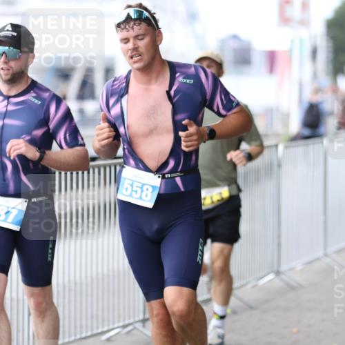 16.08.2026 - KN Förde Triathlon 2026 Antke Förster http://msf.ph/oto/10005414 16.08.2026 13:40:42 Laufen 87, 558, 3 meine-sportfotos.de