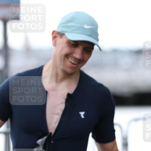 16.08.2026 - KN Förde Triathlon 2026 Antke Förster http://msf.ph/oto/10005510 16.08.2026 13:41:05 Laufen 196 meine-sportfotos.de
