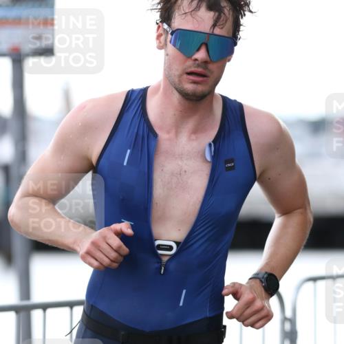 16.08.2026 - KN Förde Triathlon 2026 Antke Förster http://msf.ph/oto/10005530 16.08.2026 13:41:11 Laufen 202 meine-sportfotos.de