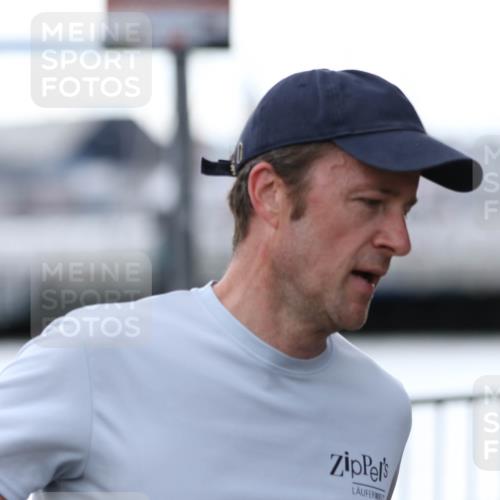 16.08.2026 - KN Förde Triathlon 2026 Antke Förster http://msf.ph/oto/10005558 16.08.2026 13:41:17 Laufen 2026 meine-sportfotos.de
