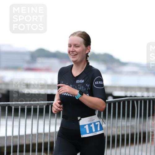 16.08.2026 - KN Förde Triathlon 2026 Antke Förster http://msf.ph/oto/10005596 16.08.2026 10:17:54 Laufen 117 meine-sportfotos.de