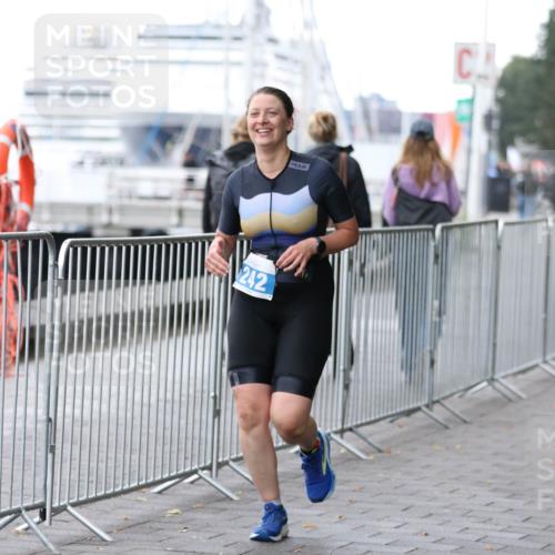 16.08.2026 - KN Förde Triathlon 2026 Antke Förster http://msf.ph/oto/10005616 16.08.2026 10:17:58 Laufen 242 meine-sportfotos.de