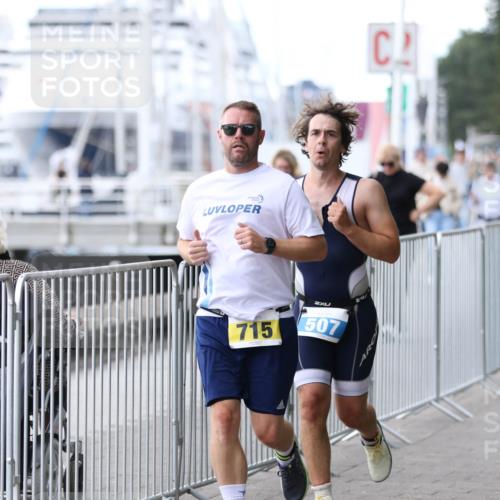 16.08.2026 - KN Förde Triathlon 2026 Antke Förster http://msf.ph/oto/10005626 16.08.2026 13:42:00 Laufen 715, 507 meine-sportfotos.de