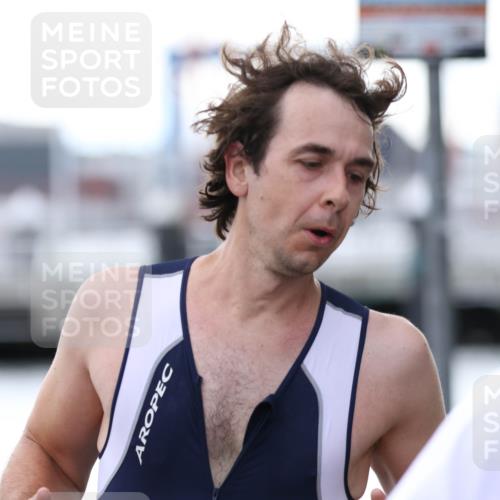 16.08.2026 - KN Förde Triathlon 2026 Antke Förster http://msf.ph/oto/10005646 16.08.2026 13:42:05 Laufen 2 meine-sportfotos.de