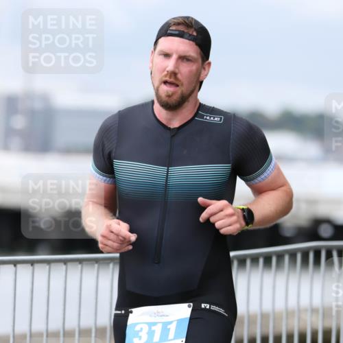 16.08.2026 - KN Förde Triathlon 2026 Antke Förster http://msf.ph/oto/10005657 16.08.2026 11:57:44 Laufen 311 meine-sportfotos.de