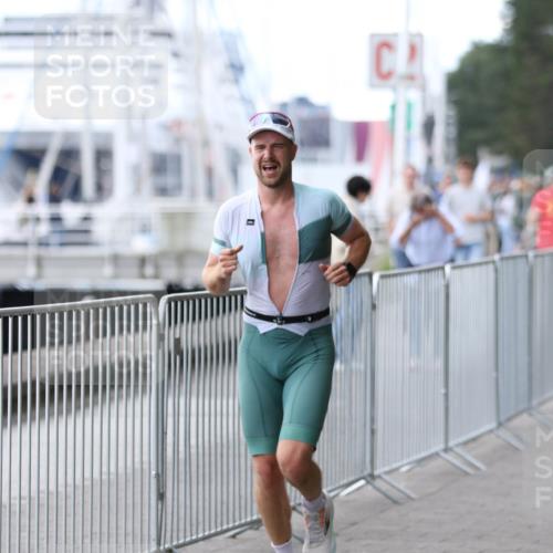 16.08.2026 - KN Förde Triathlon 2026 Antke Förster http://msf.ph/oto/10005678 16.08.2026 13:42:21 Laufen 0 meine-sportfotos.de